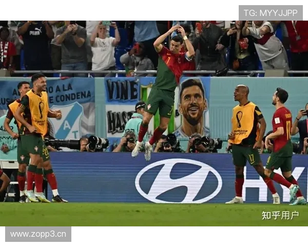 世界杯最新动态：各大赛事分析、球员表现评析及未来比赛预测 - 副本 - 副本 (2)